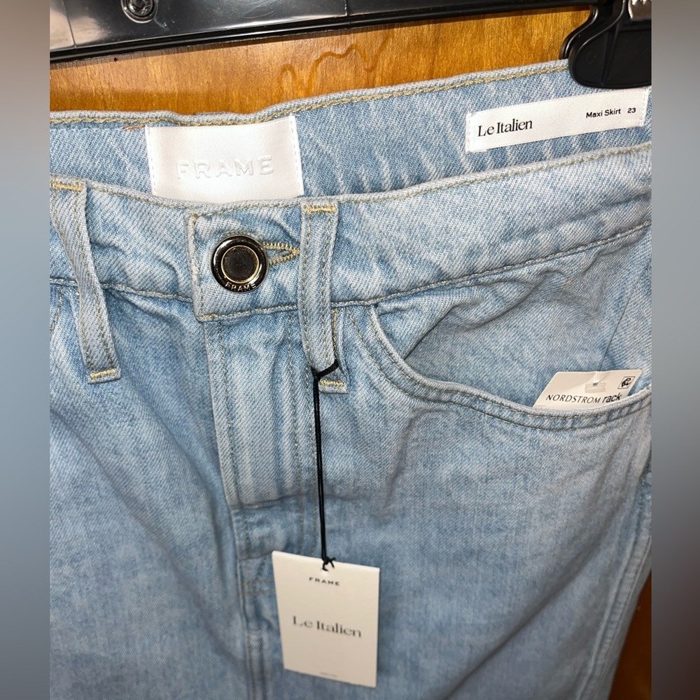 Frame Jean Split skirt size 23 NWT